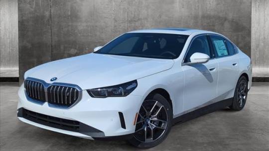 2024 BMW i5 eDrive40 — Sedan — 5,600 mi — Westmont, IL