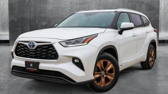 2022 Toyota Highlander Hybrid Bronze Edition — SUV — 23,983 mi — Westmont, IL