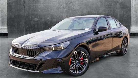 2025 BMW 5 Series 530i — Sedan — 196 mi — Westmont, IL