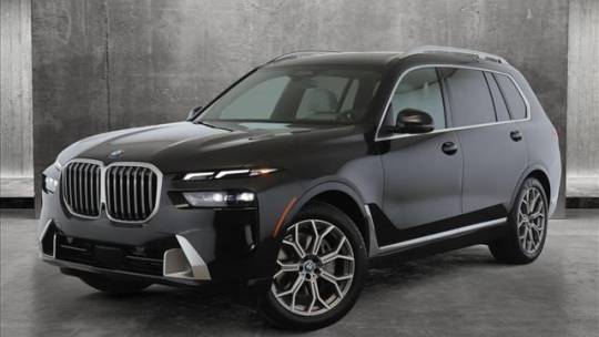 2025 BMW X7 40i — SUV — 8,431 mi — Westmont, IL