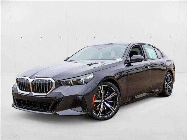 2026 BMW 5 Series 550e — Sedan — 174 mi — Westmont, IL