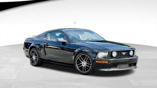 2007 Ford Mustang GT Premium — Coupe — 30,112 mi — Sanford, NC