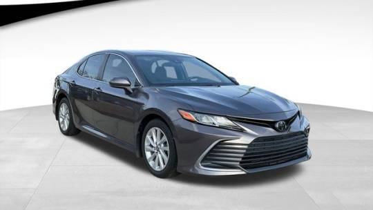 2022 Toyota Camry LE — Sedan — 28,490 mi — Sanford, NC