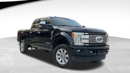 2017 Ford Super Duty F-350 Platinum