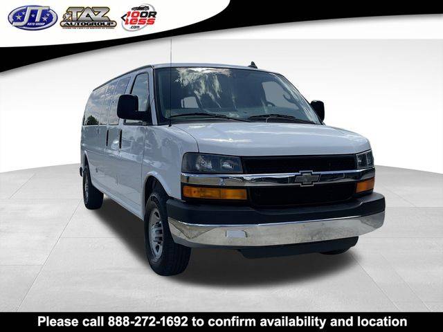 2016 Chevrolet Express Passenger LS — Passenger Van — 35,791 mi — Sanford, NC