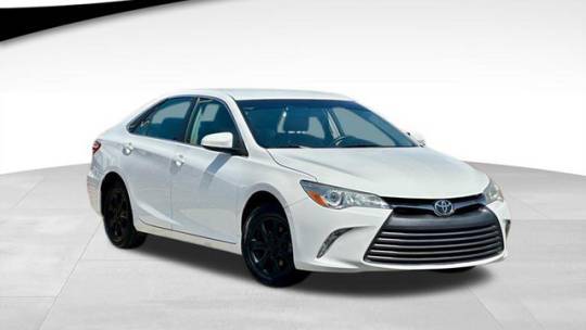 2016 Toyota Camry LE — Sedan — 113,673 mi — Sanford, NC