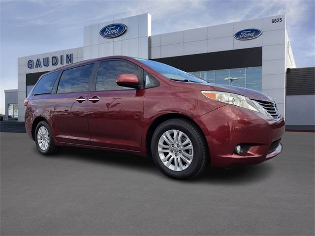 2015 Toyota Sienna XLE — Minivan — 131,604 mi — Las Vegas, NV