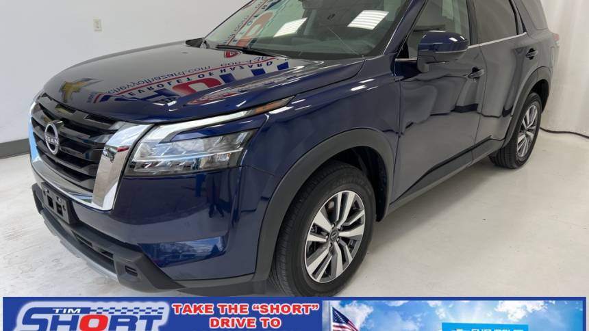 2023 Nissan Pathfinder SL