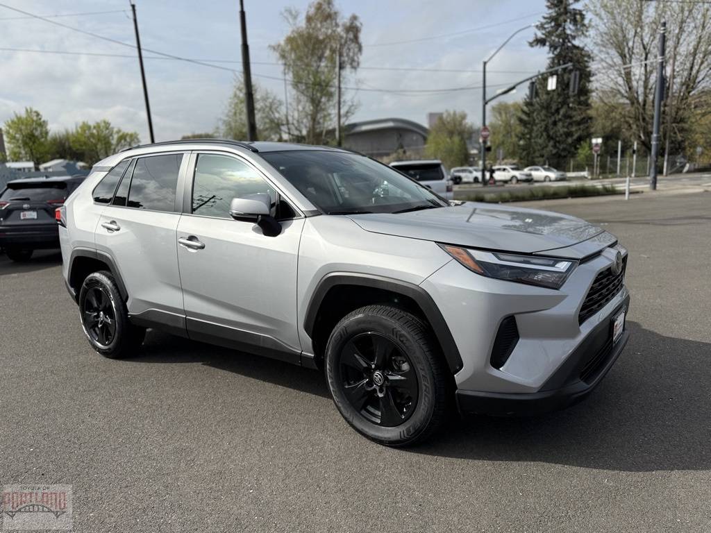 2022 Toyota RAV4 XLE — SUV — 46,945 mi — Portland, OR