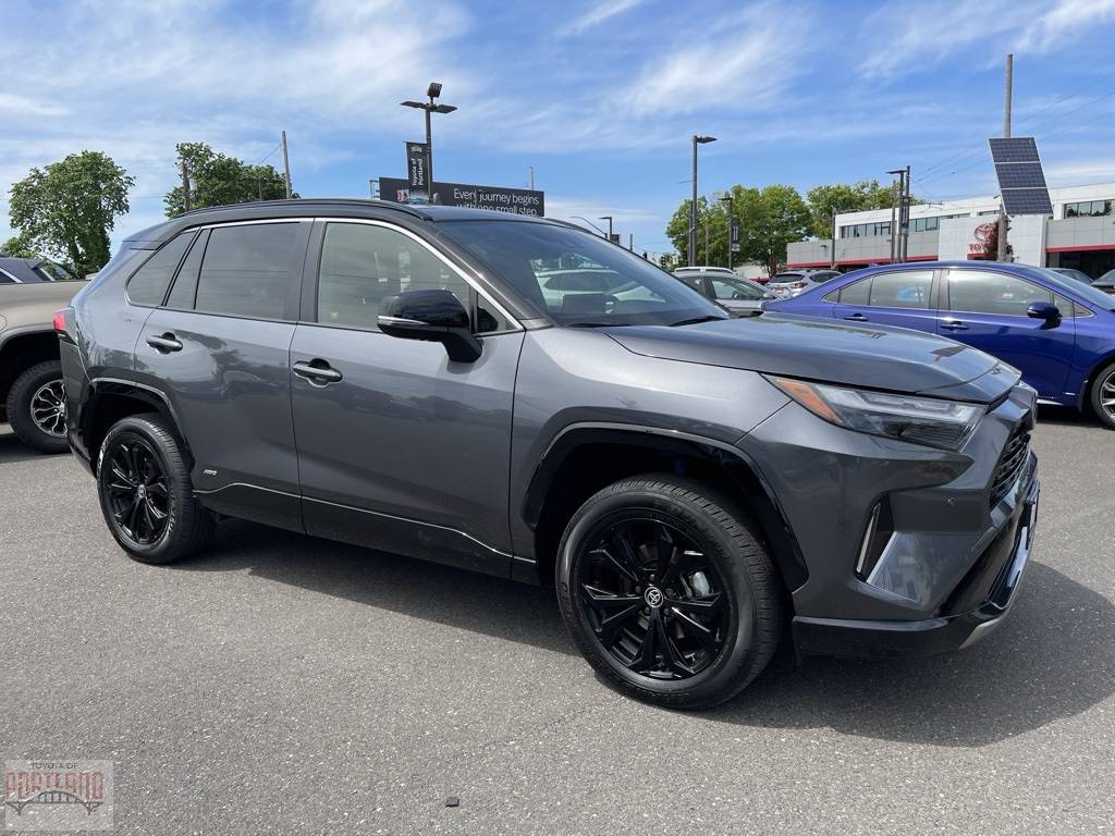 2023 Toyota RAV4 Hybrid XSE — SUV — 16,722 mi — Portland, OR