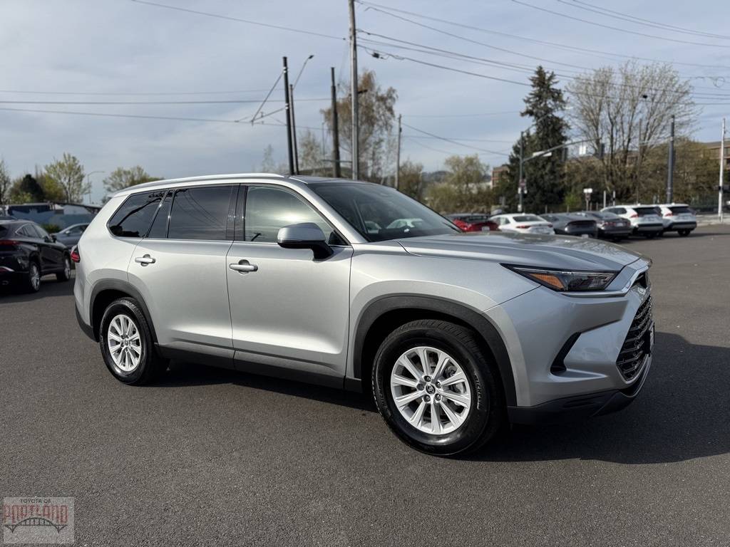 2024 Toyota Grand Highlander XLE — SUV — 12,301 mi — Portland, OR