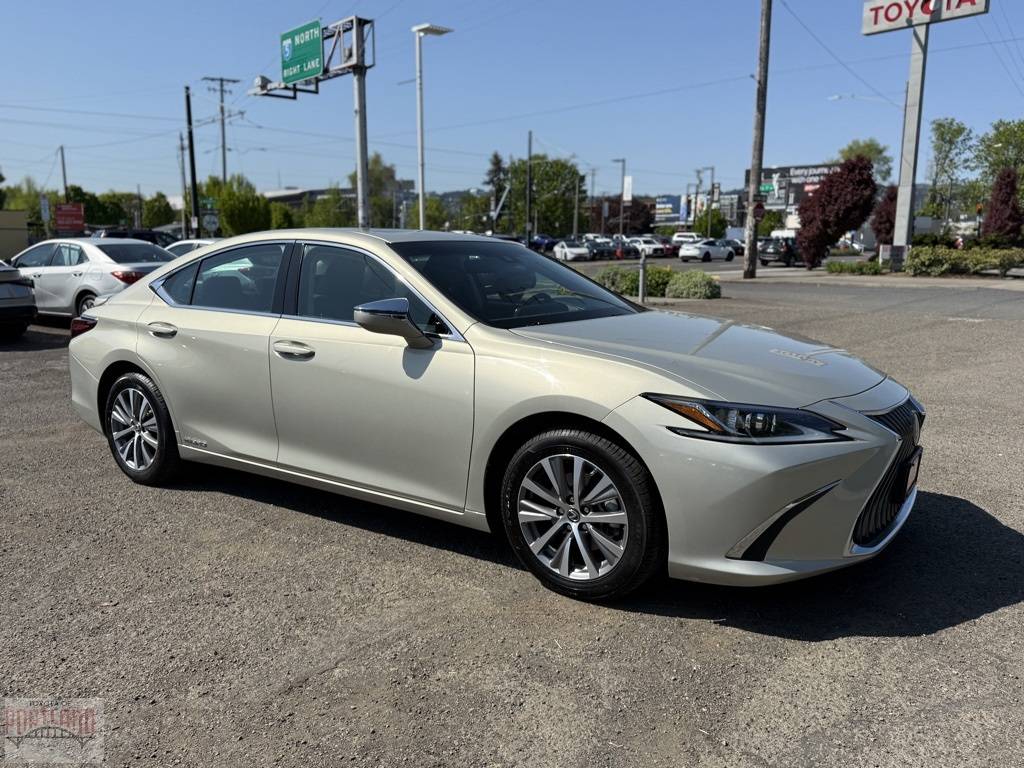 2021 Lexus ES ES 300h — Sedan — 46,017 mi — Portland, OR