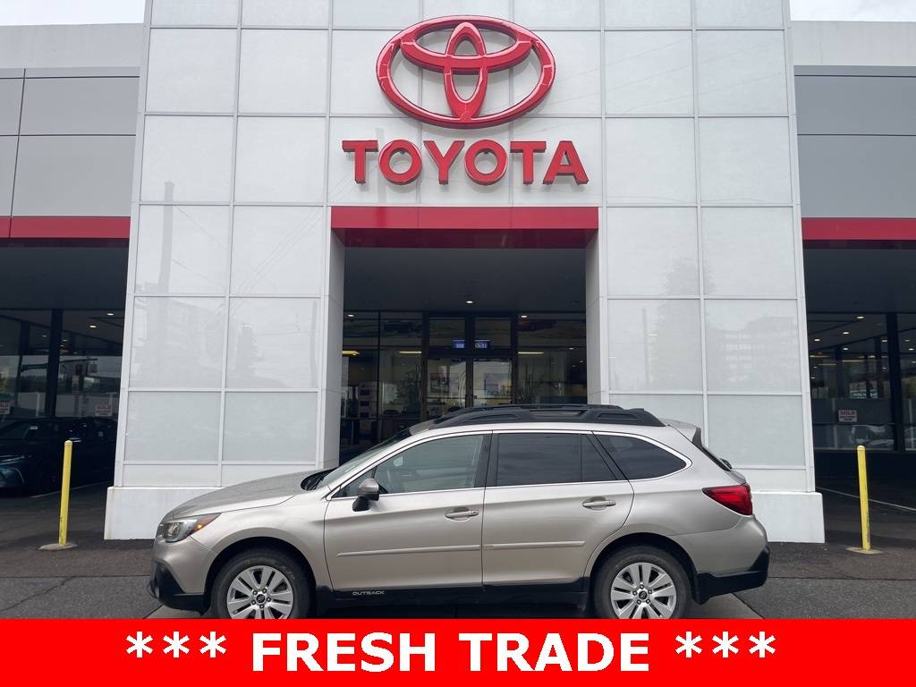 2018 Subaru Outback 2.5i Premium — SUV — 124,539 mi — Portland, OR
