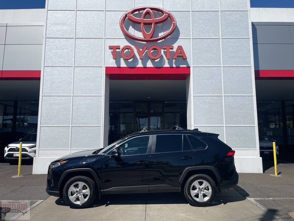 2021 Toyota RAV4 XLE — SUV — 31,530 mi — Portland, OR