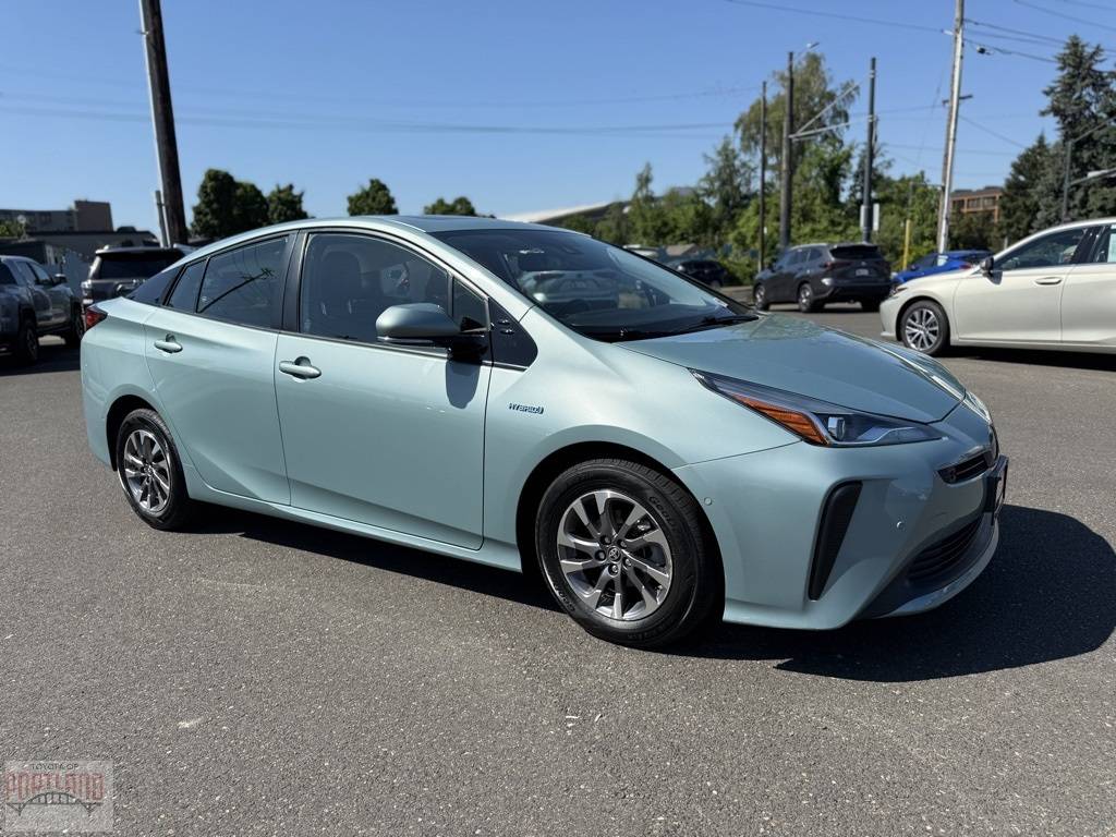2019 Toyota Prius Limited — Hatchback — 13,048 mi — Portland, OR