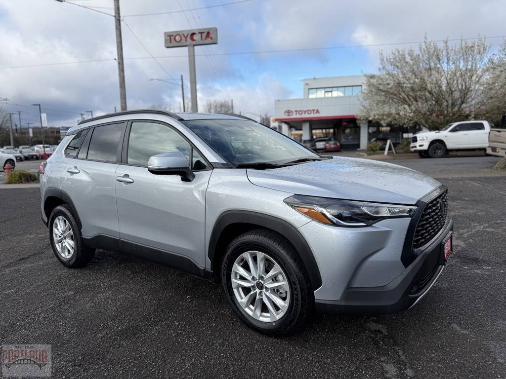 2023 Toyota Corolla Cross LE — SUV — 45,892 mi — Portland, OR