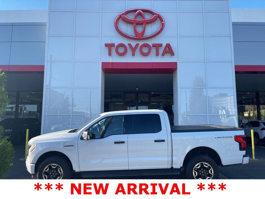 2023 Ford F-150 Lightning XLT — Pickup Truck — 14,890 mi — Portland, OR