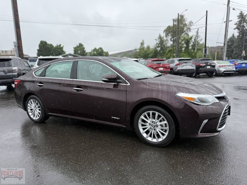 2018 Toyota Avalon Hybrid Limited — Sedan — 30,414 mi — Portland, OR