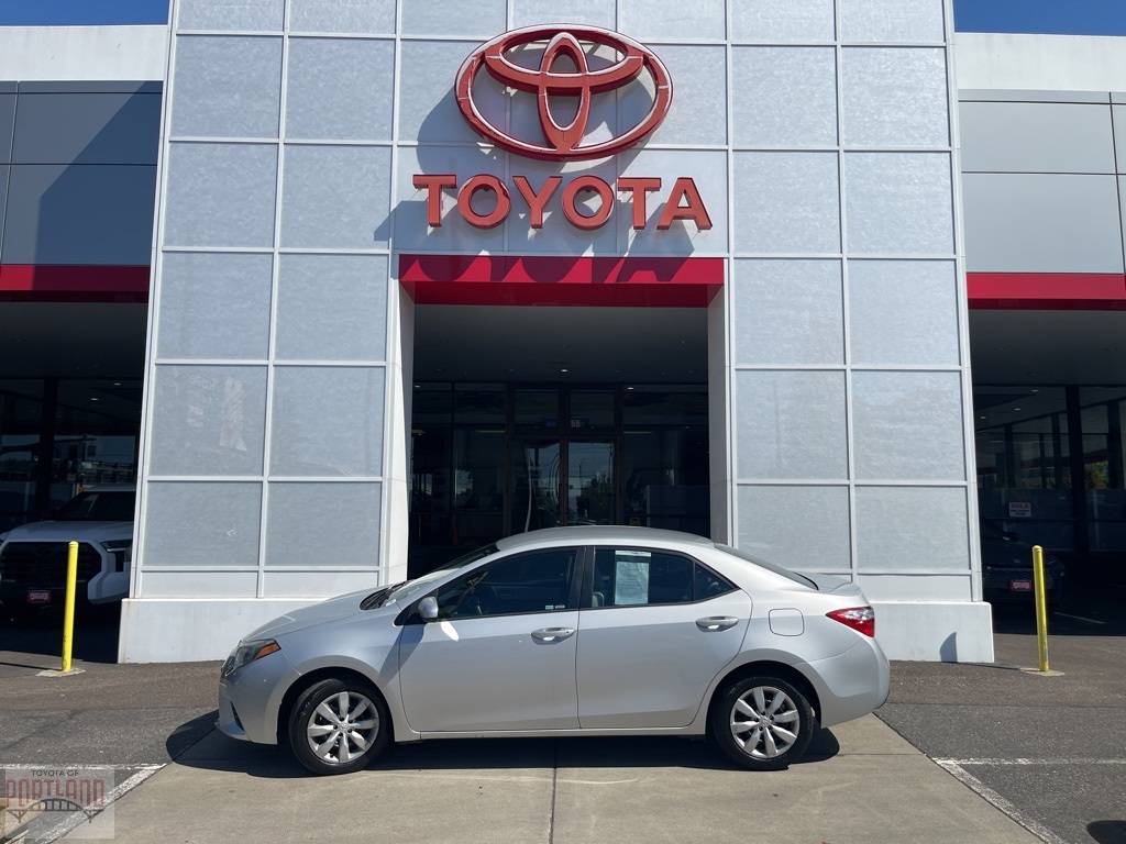 2015 Toyota Corolla LE — Sedan — 71,869 mi — Portland, OR