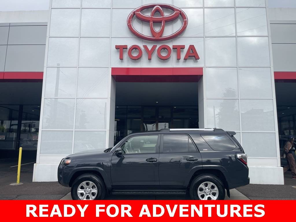 2024 Toyota 4Runner SR5 Premium — SUV — 33,717 mi — Portland, OR