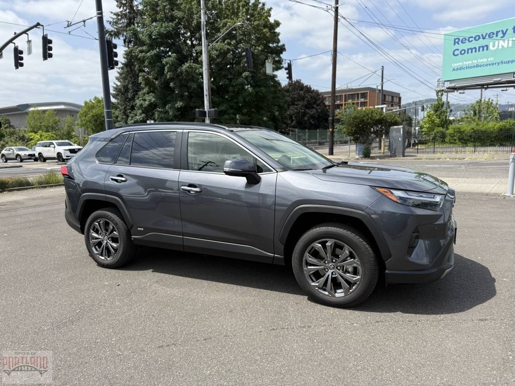 2023 Toyota RAV4 Hybrid Limited — SUV — 6,618 mi — Portland, OR