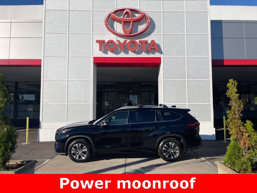 2022 Toyota Highlander XLE — SUV — 60,709 mi — Portland, OR