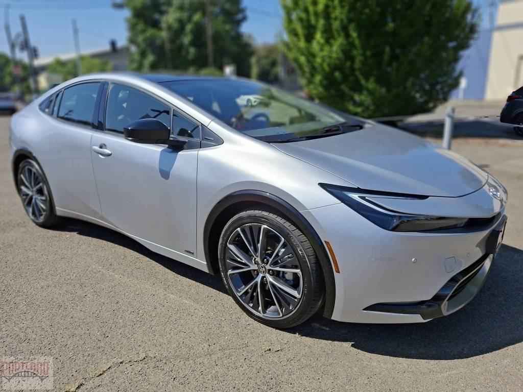2024 Toyota Prius XLE — Hatchback — 3,575 mi — Portland, OR