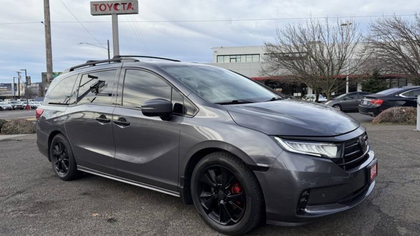 2022 Honda Odyssey Elite — Minivan — 85,497 mi — Portland, OR