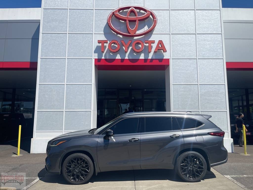 2023 Toyota Highlander Platinum — SUV — 21,033 mi — Portland, OR