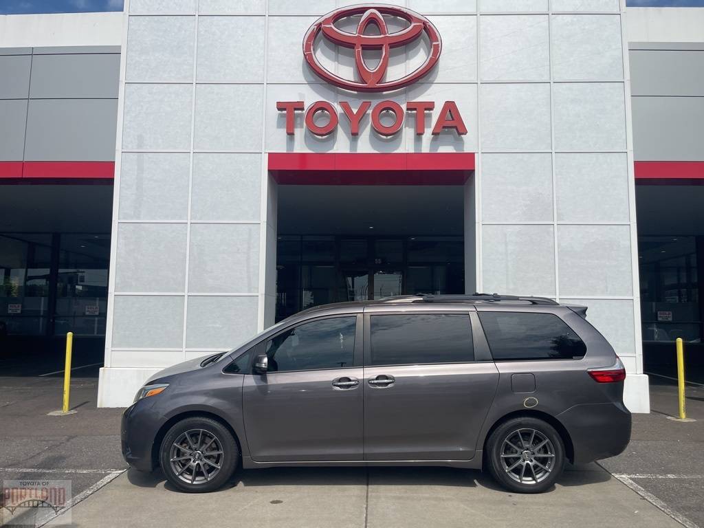 2015 Toyota Sienna Limited Premium — Minivan — 80,531 mi — Portland, OR