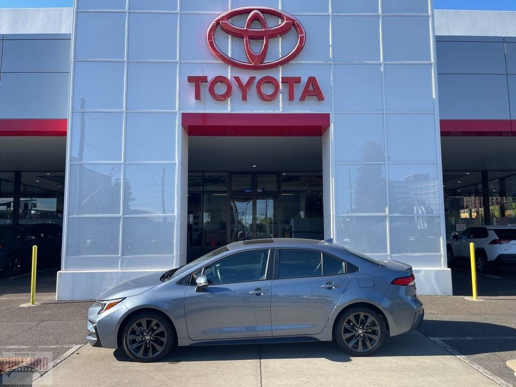 2025 Toyota Corolla SE — Sedan — 25,414 mi — Portland, OR