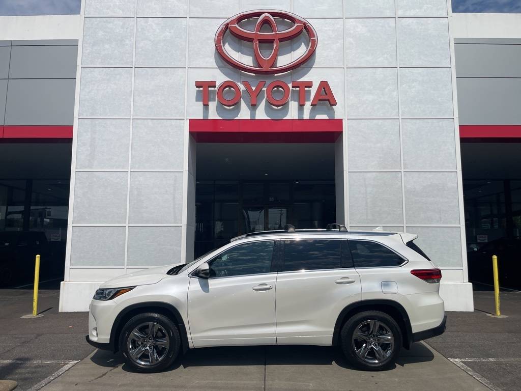 2018 Toyota Highlander Limited Platinum — SUV — 50,418 mi — Portland, OR