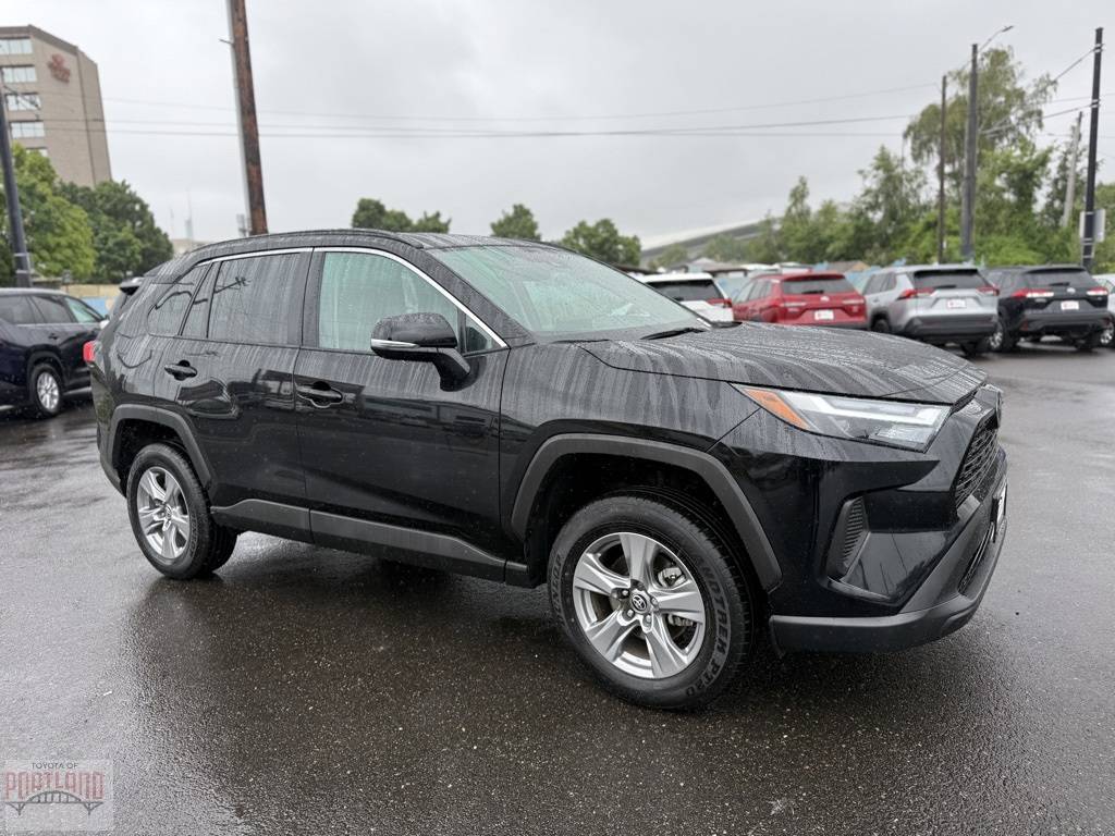 2024 Toyota RAV4 XLE — SUV — 14,615 mi — Portland, OR