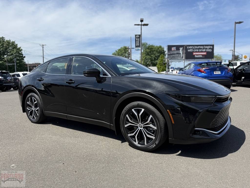 2024 Toyota Crown XLE — Sedan — 25,610 mi — Portland, OR
