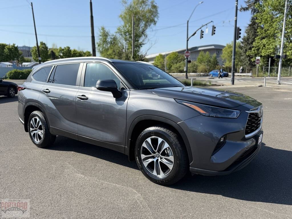 2024 Toyota Highlander XLE — SUV — 29,701 mi — Portland, OR