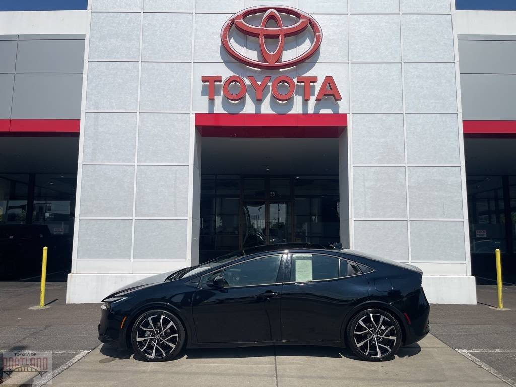 2024 Toyota Prius Prime XSE — Hatchback — 5,931 mi — Portland, OR