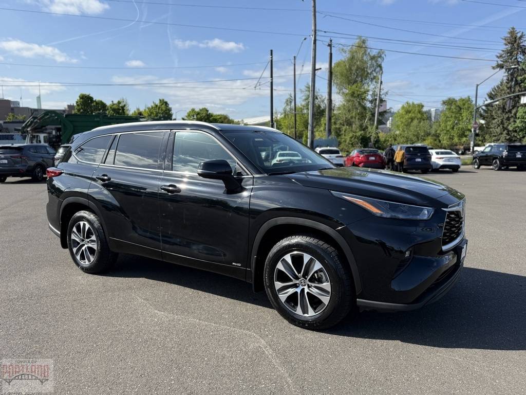 2022 Toyota Highlander Hybrid XLE — SUV — 32,938 mi — Portland, OR