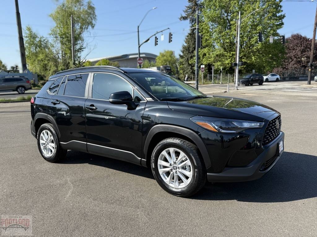 2023 Toyota Corolla Cross LE — SUV — 17,775 mi — Portland, OR