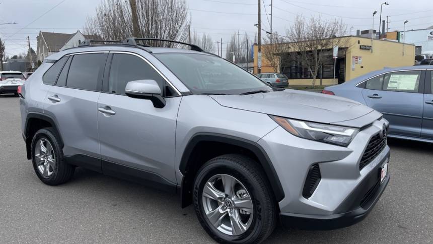 2024 Toyota RAV4 XLE — SUV — 5,298 mi — Portland, OR