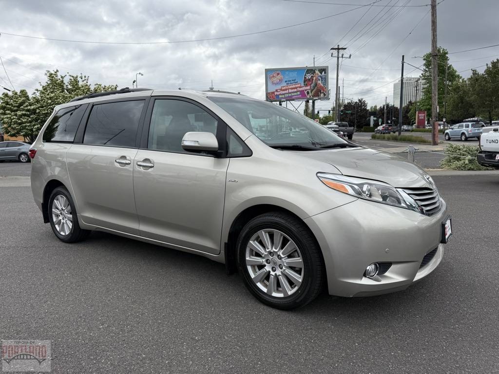 2017 Toyota Sienna Limited Premium — Minivan — 94,485 mi — Portland, OR