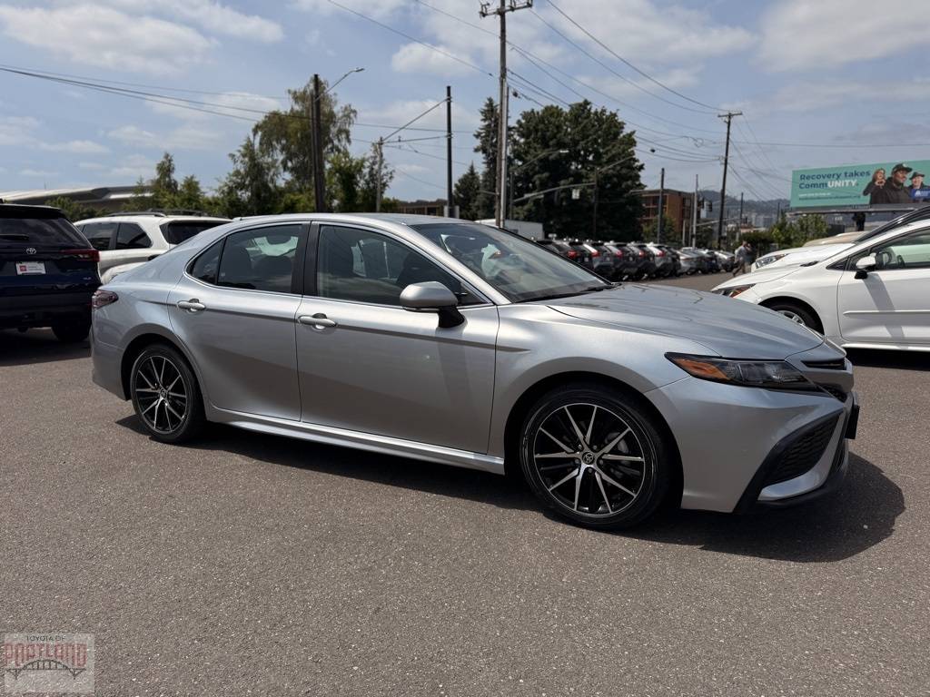 2024 Toyota Camry SE — Sedan — 26,678 mi — Portland, OR