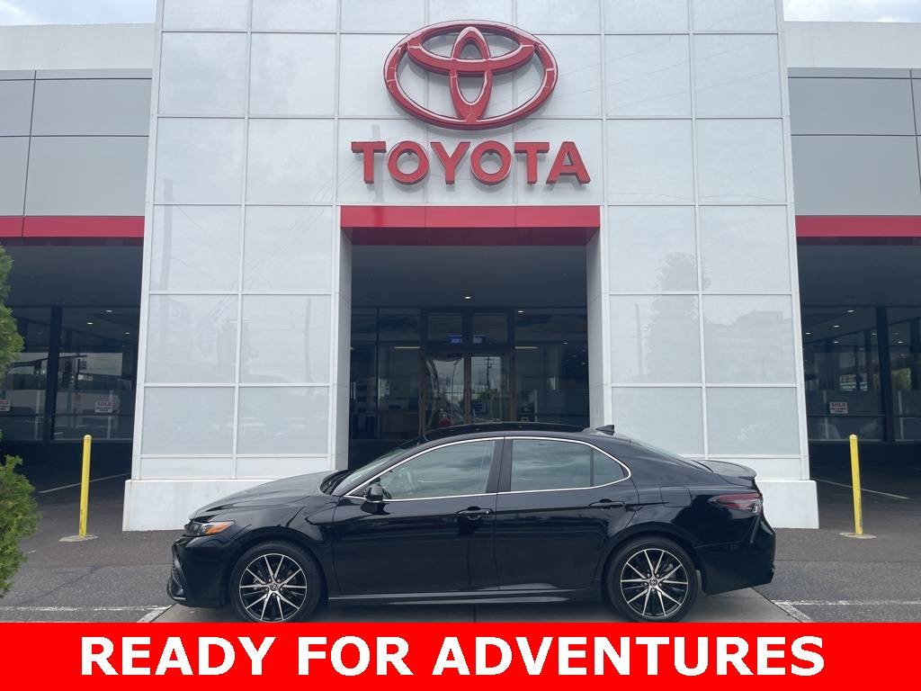 2023 Toyota Camry SE — Sedan — 48,734 mi — Portland, OR