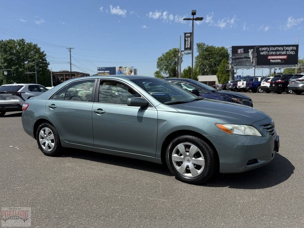 2009 Toyota Camry LE — Sedan — 98,157 mi — Portland, OR