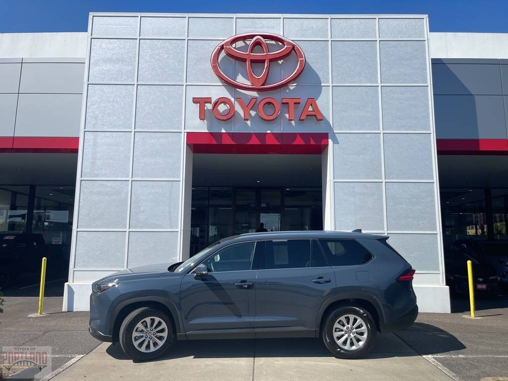 2024 Toyota Grand Highlander XLE — SUV — 3,700 mi — Portland, OR