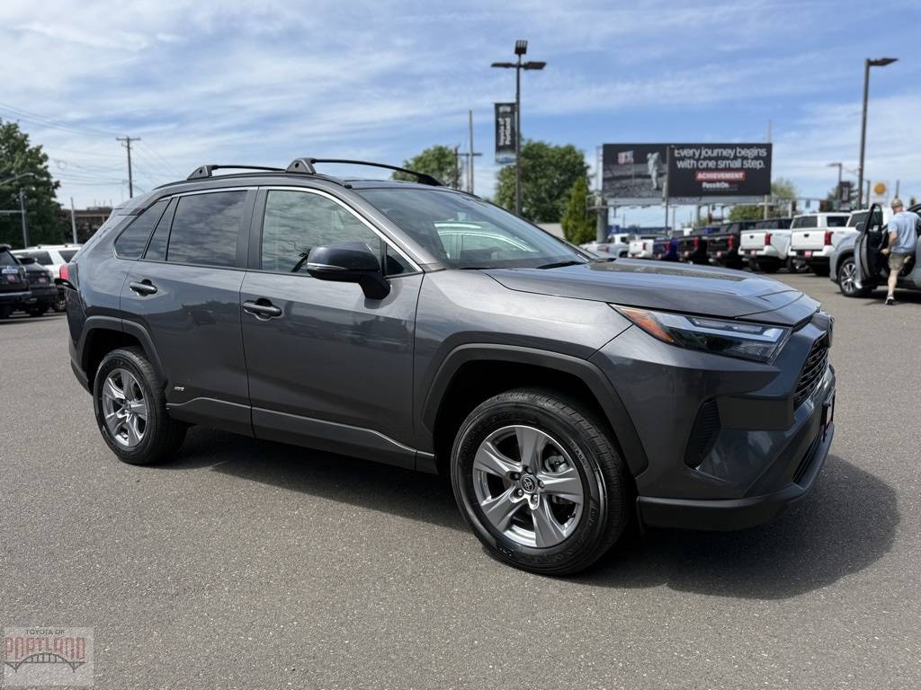 2022 Toyota RAV4 Hybrid XLE — SUV — 35,073 mi — Portland, OR