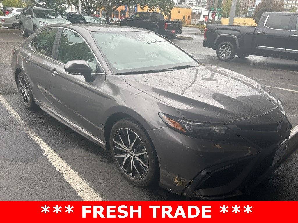 2024 Toyota Camry Hybrid SE — Sedan — 3,825 mi — Portland, OR
