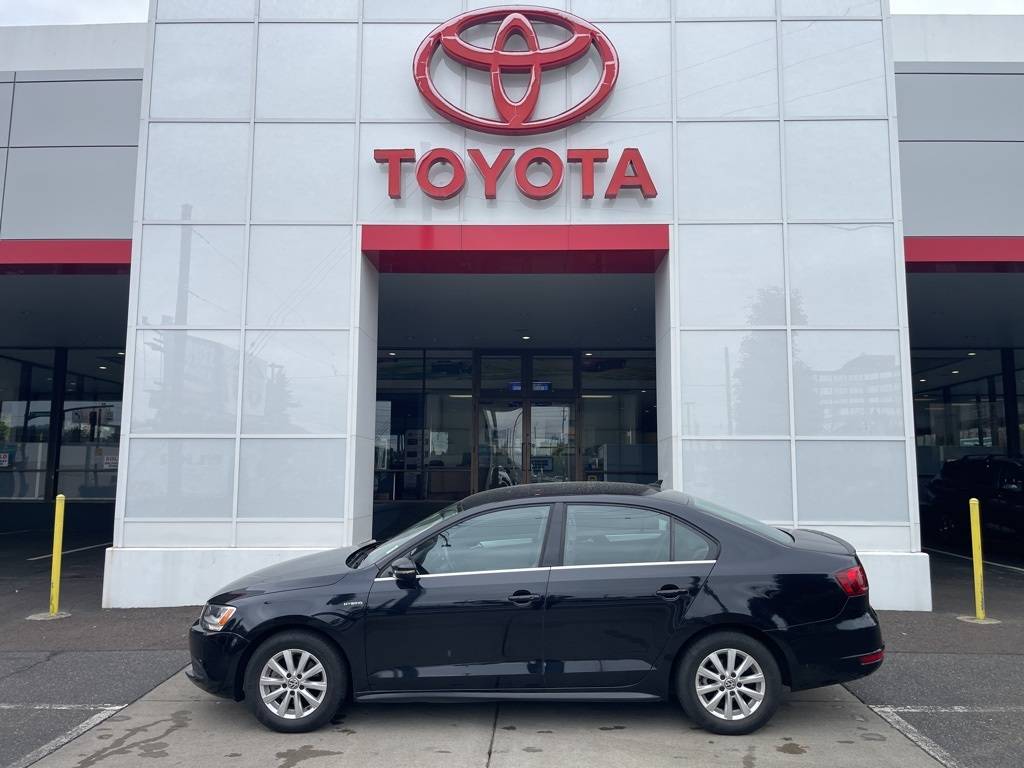 2014 Volkswagen Jetta Hybrid SE — Sedan — 68,833 mi — Portland, OR