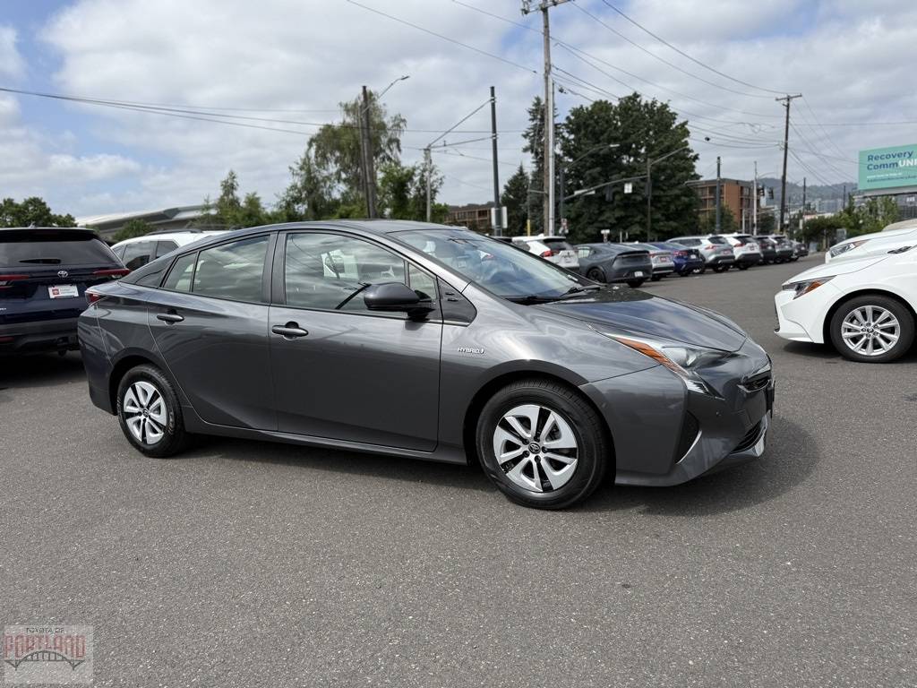 2017 Toyota Prius Four — Hatchback — 124,096 mi — Portland, OR