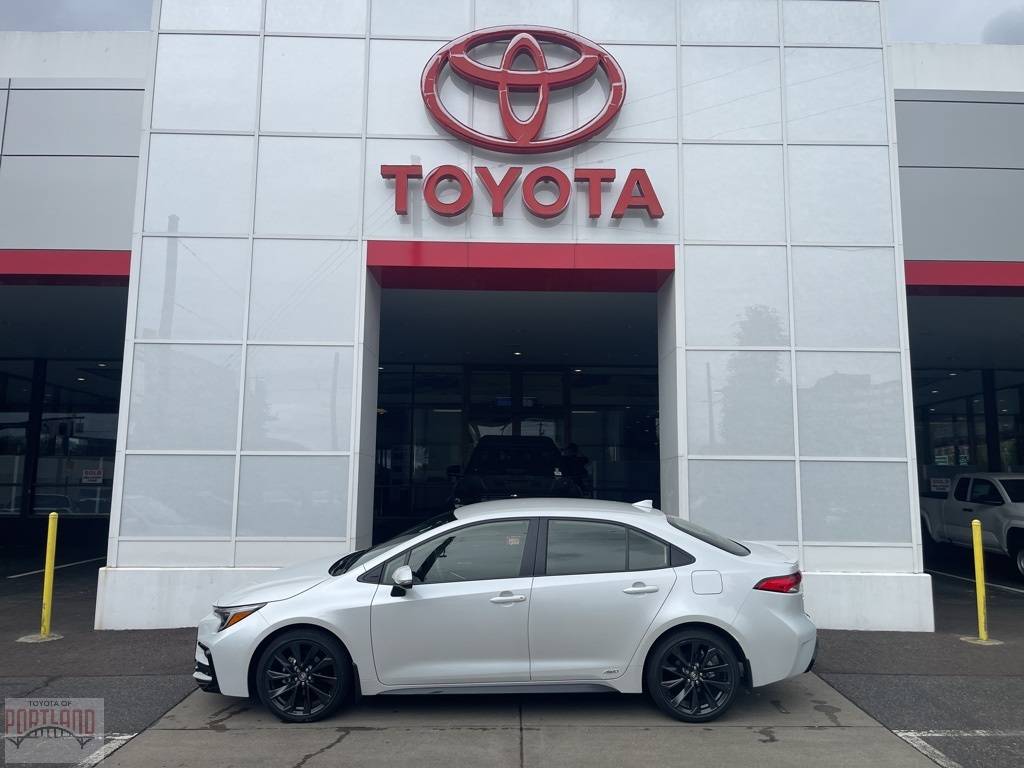 2023 Toyota Corolla Hybrid LE — Sedan — 15,377 mi — Portland, OR