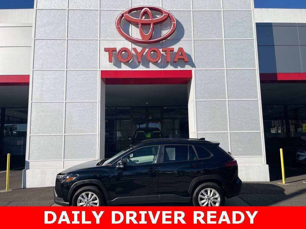 2023 Toyota Corolla Cross LE — SUV — 52,469 mi — Portland, OR